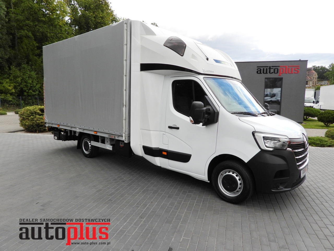 RENAULT MASTER TARPAULIN LIFT 10 PALLETS WEBASTO CRUISE CONTROL LED LIGHTS AIR CONDITIONING  165HP - Carrinha de lona: foto 1 RENAULT MASTER TARPAULIN LIFT 10 PALLETS WEBASTO CRUISE CONTROL LED LIGHTS AIR CONDITIONING  165HP - Carrinha de lona: foto 1