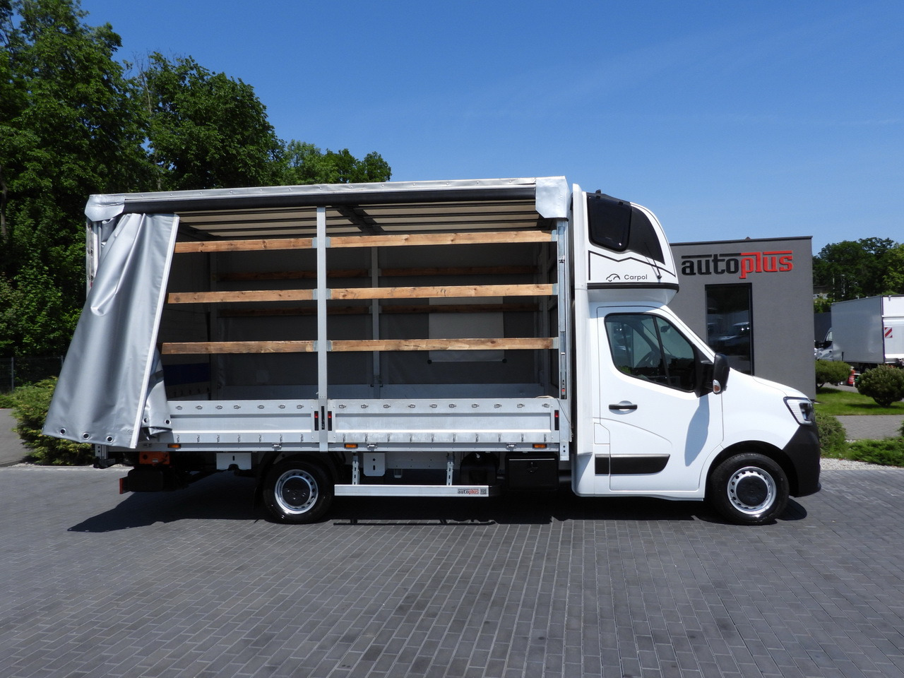 Carrinha de lona RENAULT MASTER  TARPAULIN LIFT 10 PALLETS WEBASTO CRUISE CONTROL LED LIGHTS PNEUMATICS AIR CONDITIONING  165HP: foto 8