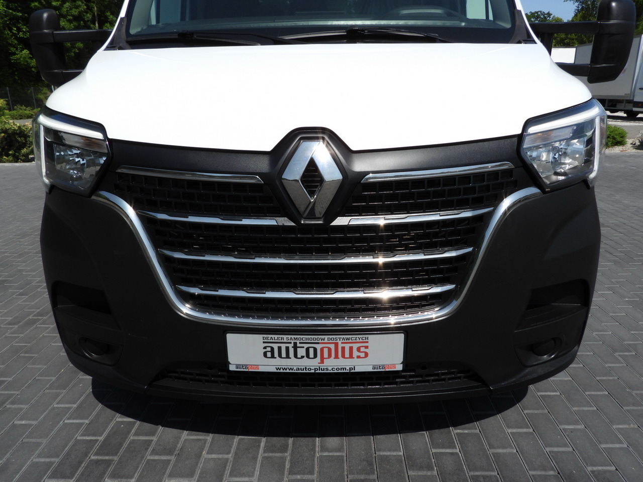 Carrinha de lona RENAULT MASTER  TARPAULIN LIFT 10 PALLETS WEBASTO CRUISE CONTROL LED LIGHTS PNEUMATICS AIR CONDITIONING  165HP: foto 15