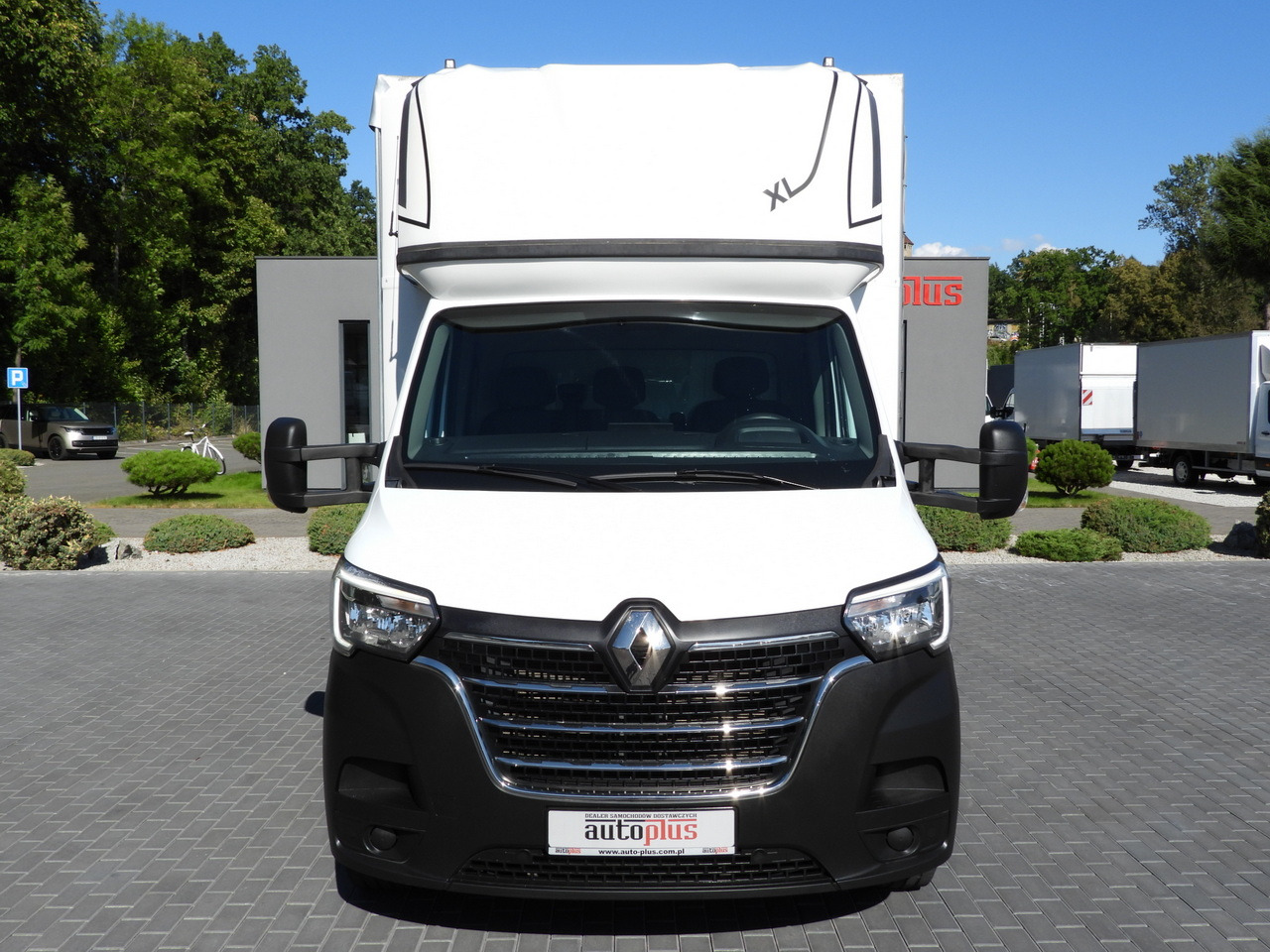 RENAULT MASTER TARPAULIN LIFT 10 PALLETS WEBASTO CRUISE CONTROL LED LIGHTS PNEUMATICS AIR CONDITIONING 165HP - Carrinha de lona: foto 5 RENAULT MASTER TARPAULIN LIFT 10 PALLETS WEBASTO CRUISE CONTROL LED LIGHTS PNEUMATICS AIR CONDITIONING 165HP - Carrinha de lona: foto 5