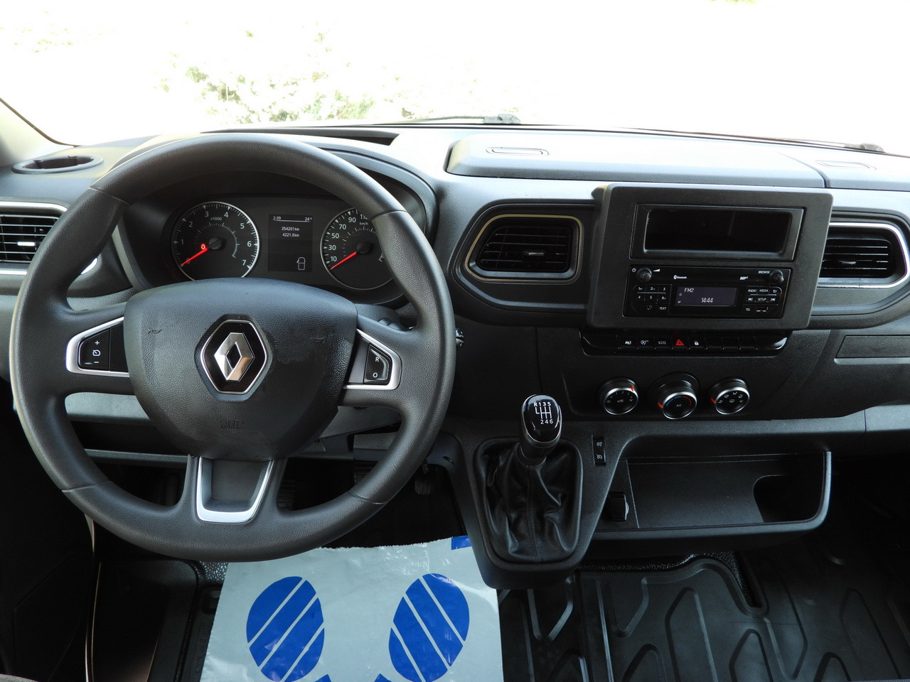 Carrinha de lona RENAULT MASTER  TARPAULIN LIFT 10 PALLETS WEBASTO CRUISE CONTROL LED LIGHTS PNEUMATICS AIR CONDITIONING  165HP: foto 31