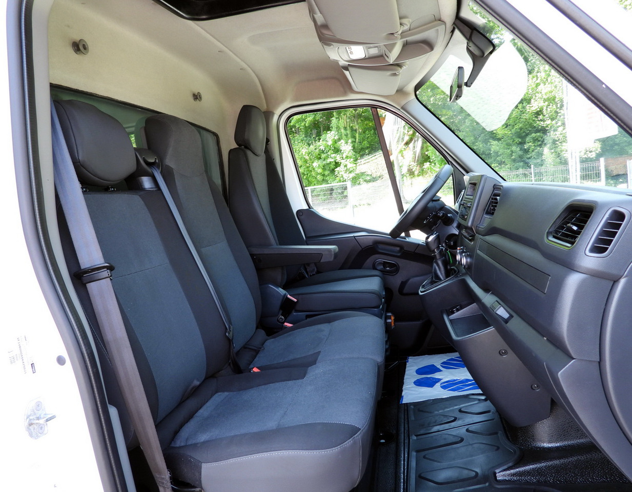 Carrinha de lona RENAULT MASTER  TARPAULIN LIFT 10 PALLETS WEBASTO CRUISE CONTROL LED LIGHTS PNEUMATICS AIR CONDITIONING  165HP: foto 40