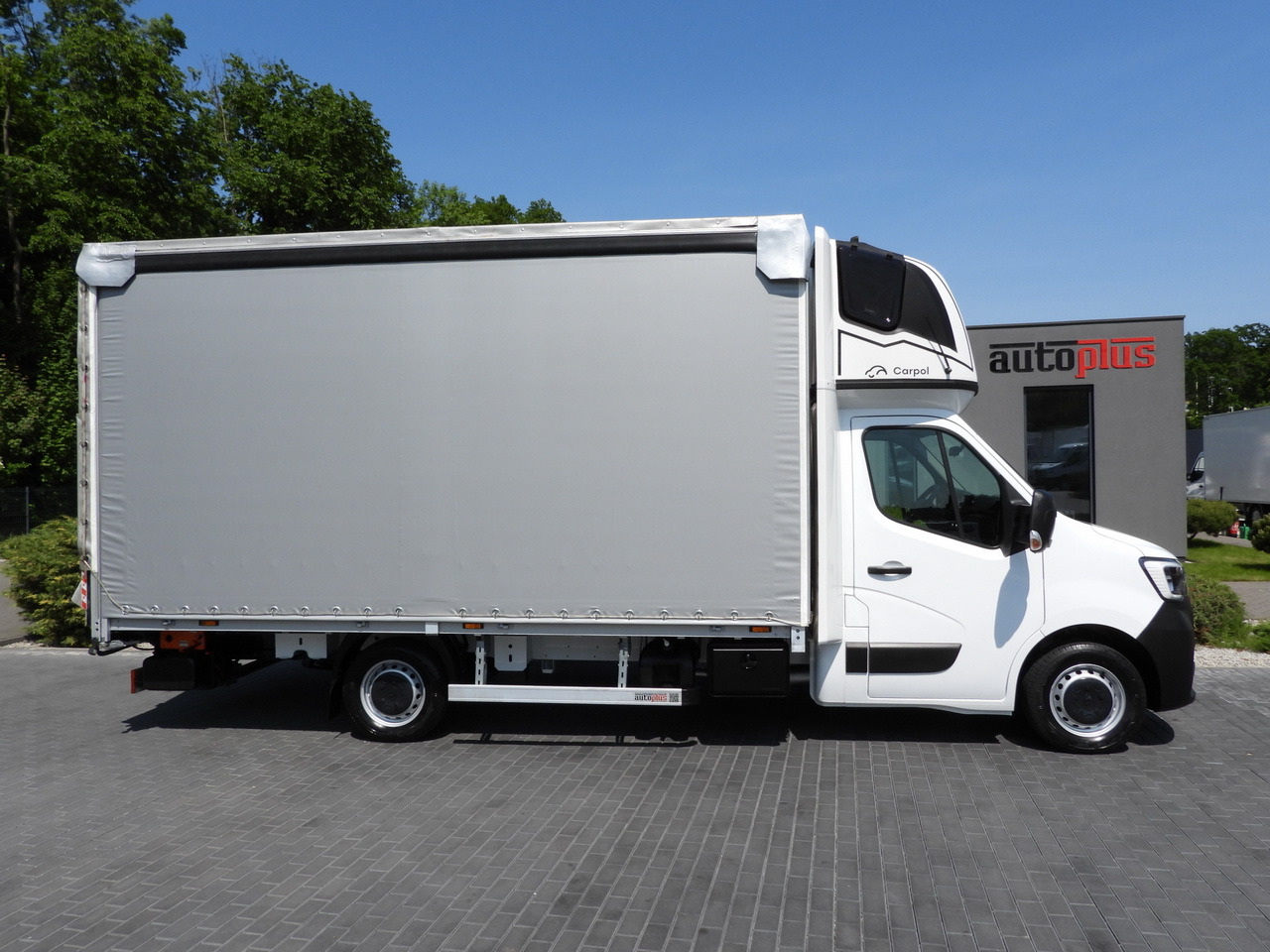 Carrinha de lona RENAULT MASTER  TARPAULIN LIFT 10 PALLETS WEBASTO CRUISE CONTROL LED LIGHTS PNEUMATICS AIR CONDITIONING  165HP: foto 7