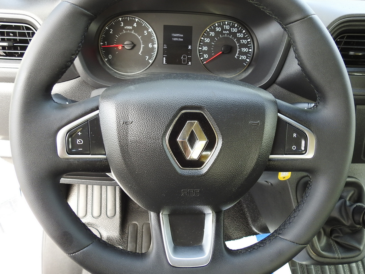 Carrinha basculante RENAULT MASTER TIPPER CRUISE CONTROL NAVIGATION AIR CONDITIONING LED LIGHTS TWIN WHEELS LOAD WEIGHT 145HP: foto 42