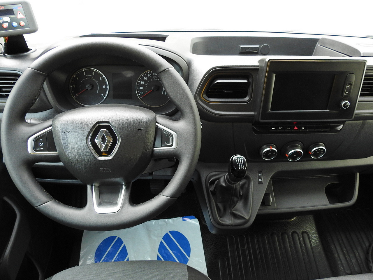 Carrinha basculante RENAULT MASTER TIPPER CRUISE CONTROL NAVIGATION AIR CONDITIONING LED LIGHTS TWIN WHEELS LOAD WEIGHT 145HP: foto 41