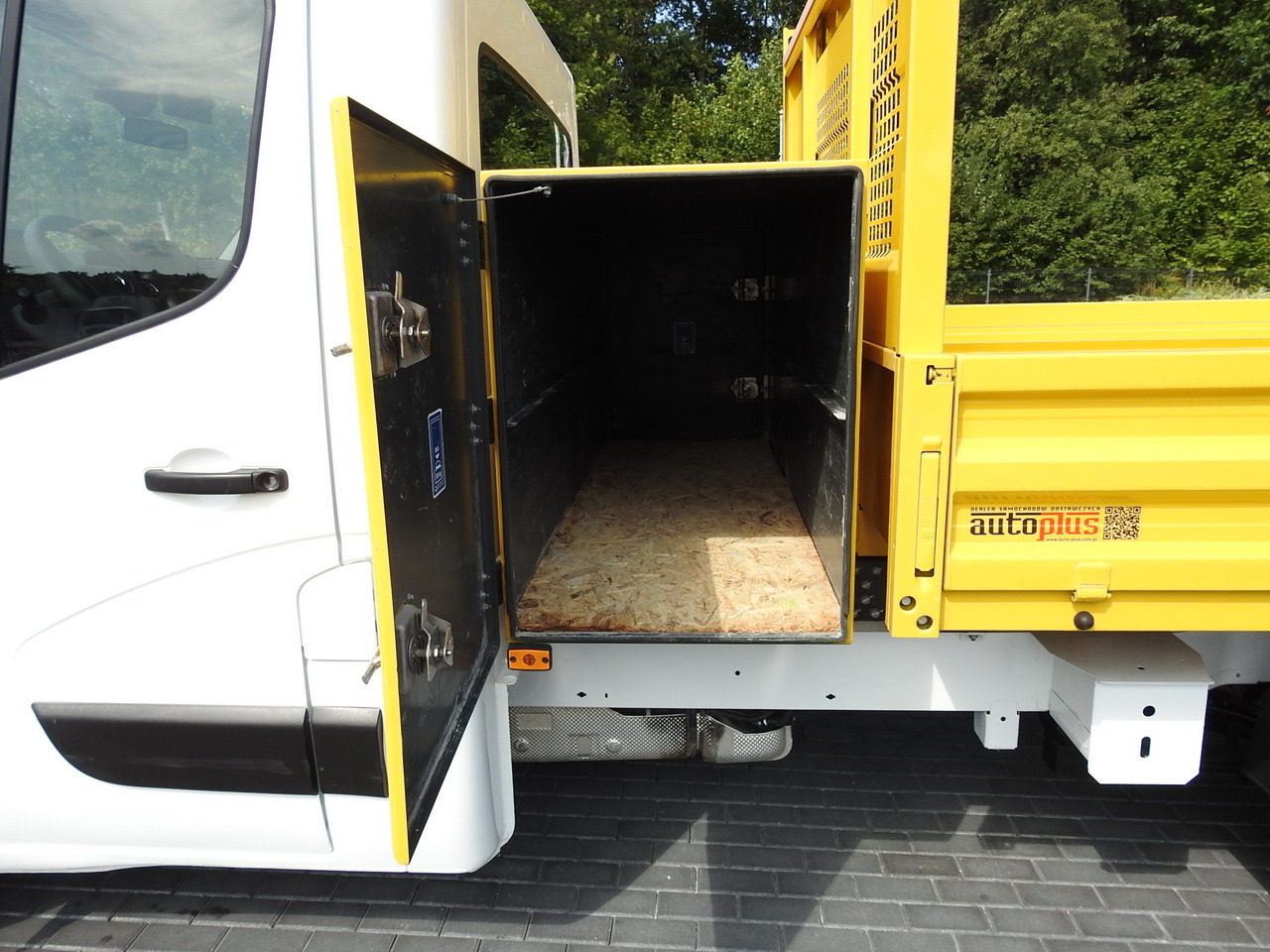 Carrinha basculante RENAULT MASTER TIPPER CRUISE CONTROL NAVIGATION AIR CONDITIONING LED LIGHTS TWIN WHEELS LOAD WEIGHT 145HP: foto 26