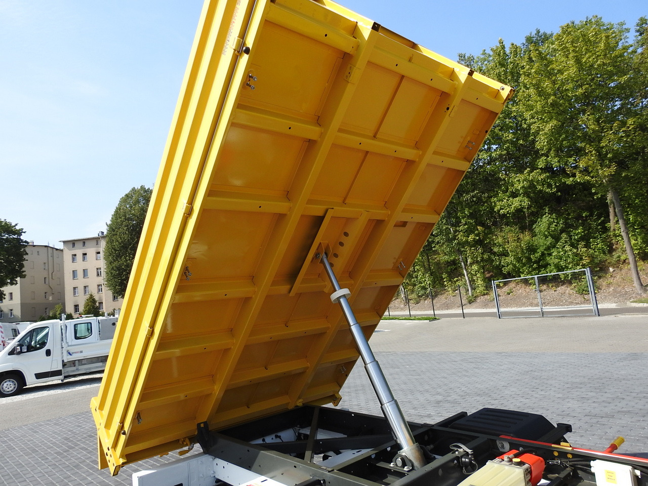 Carrinha basculante RENAULT MASTER TIPPER CRUISE CONTROL NAVIGATION AIR CONDITIONING LED LIGHTS TWIN WHEELS LOAD WEIGHT 145HP: foto 31