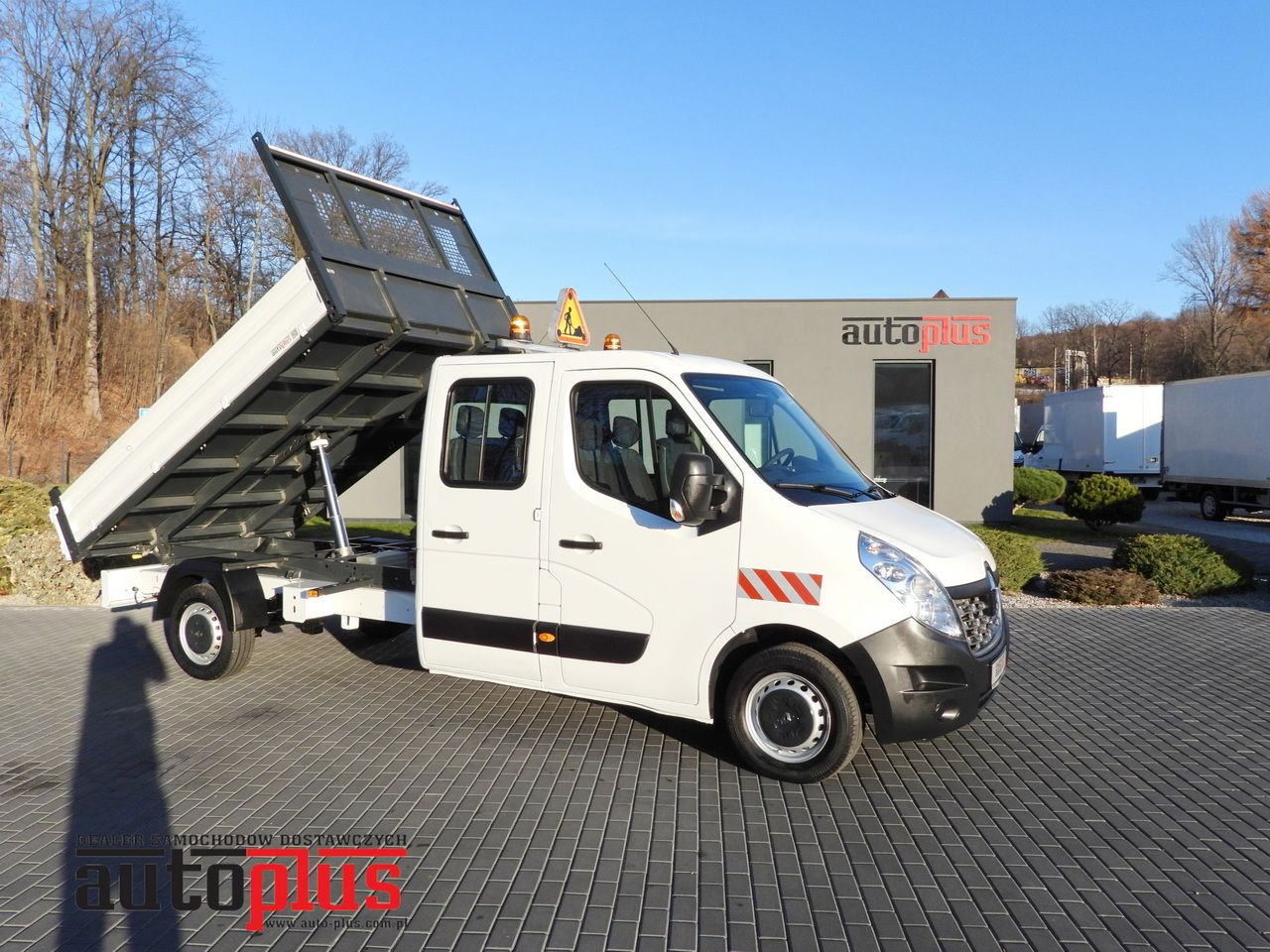 RENAULT MASTER TIPPER DOUBLE CABIN DOKA 7 SEATS CRUISE CONTROL AIR CONDITIONING 145HP - Carrinha basculante: foto 1 RENAULT MASTER TIPPER DOUBLE CABIN DOKA 7 SEATS CRUISE CONTROL AIR CONDITIONING 145HP - Carrinha basculante: foto 1
