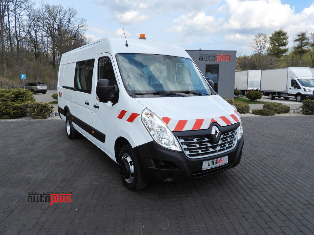 Renault MASTER KASTENWAGEN DOPPELKABINE 6 SITZE TEMP. - Furgão, Carrinha cabine dupla: foto 1 Renault MASTER KASTENWAGEN DOPPELKABINE 6 SITZE TEMP. - Furgão, Carrinha cabine dupla: foto 1