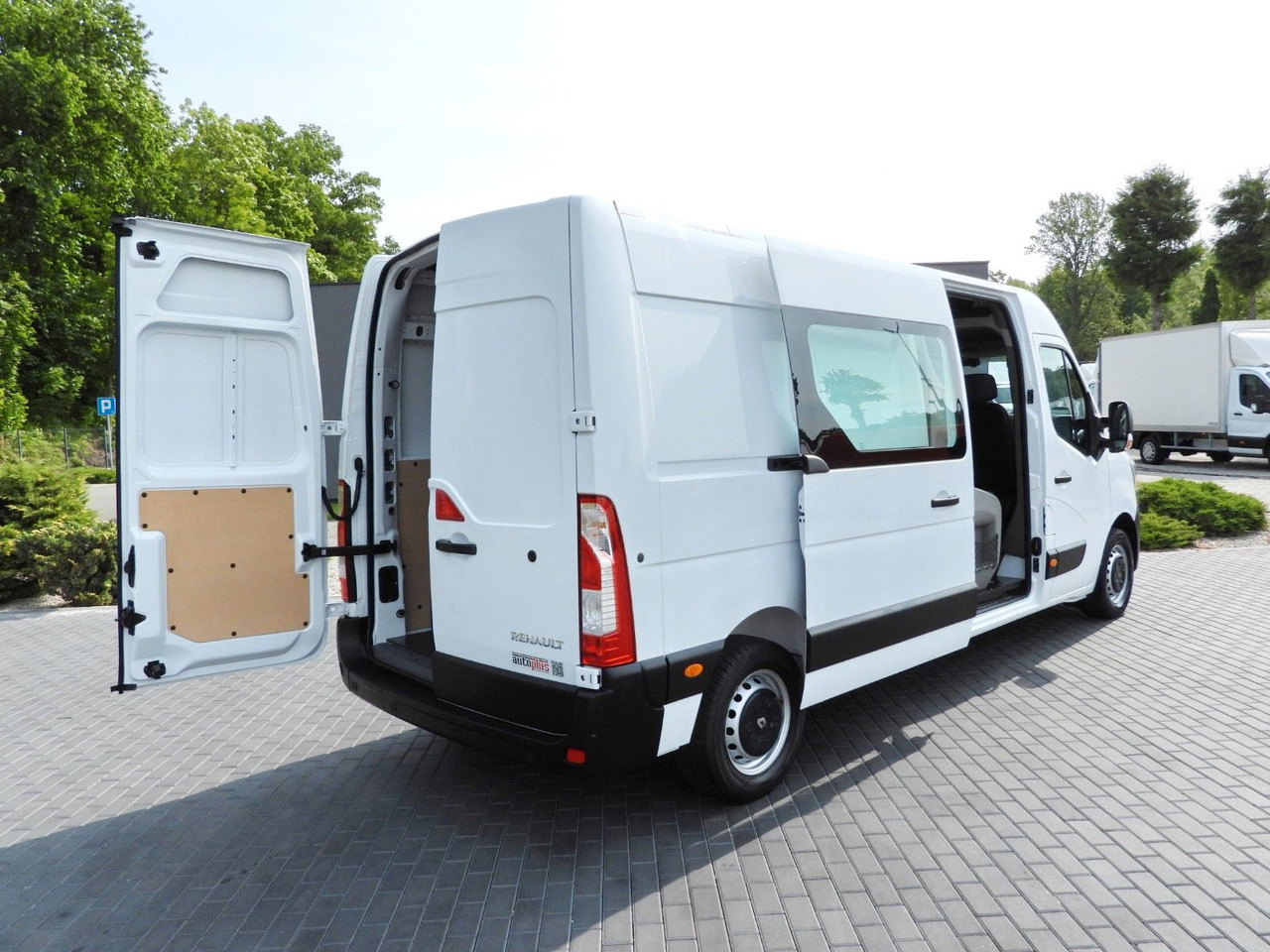 Renault MASTER KASTENWAGEN DOPPELKABINE 7 SITZE TEMPOMAT - Furgão, Carrinha cabine dupla: foto 3 Renault MASTER KASTENWAGEN DOPPELKABINE 7 SITZE TEMPOMAT - Furgão, Carrinha cabine dupla: foto 3