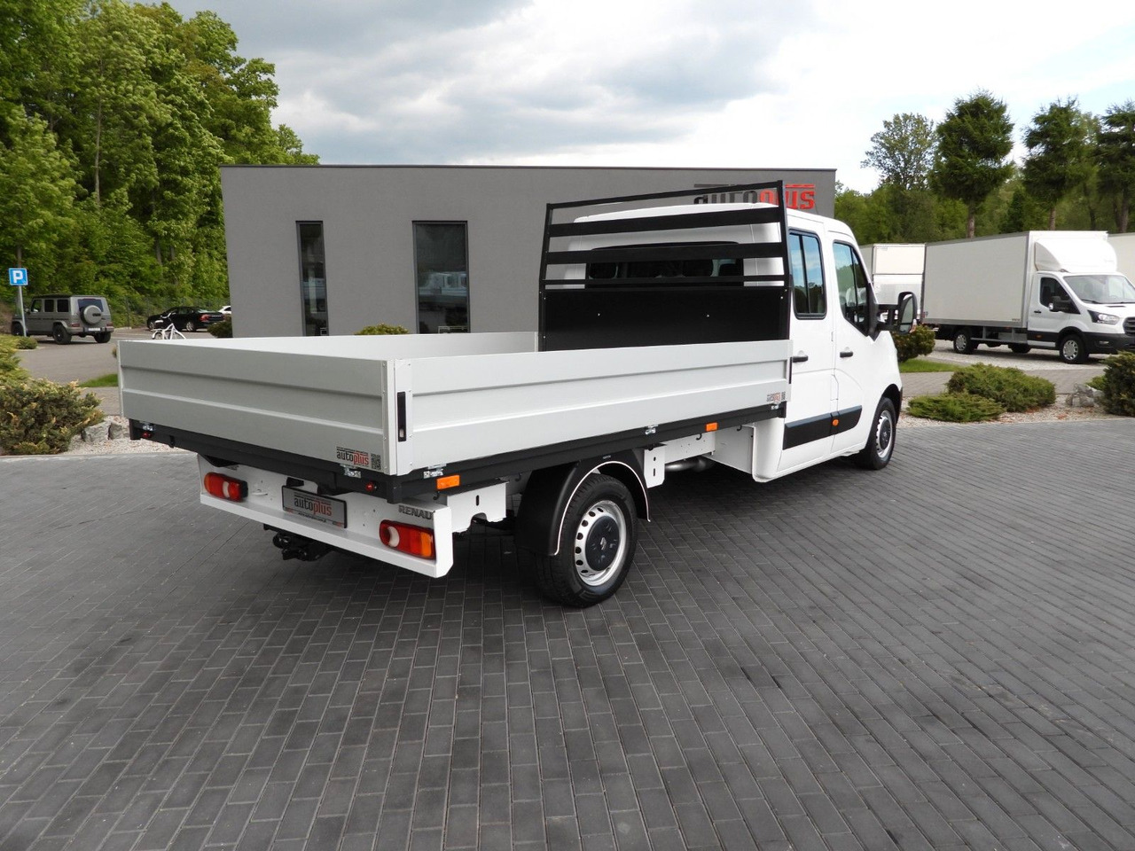 Renault MASTER PRITSCHE DOPPELKABINE DOKA 7 SITZE - Carrinha de caixa aberta, Carrinha cabine dupla: foto 3 Renault MASTER PRITSCHE DOPPELKABINE DOKA 7 SITZE - Carrinha de caixa aberta, Carrinha cabine dupla: foto 3