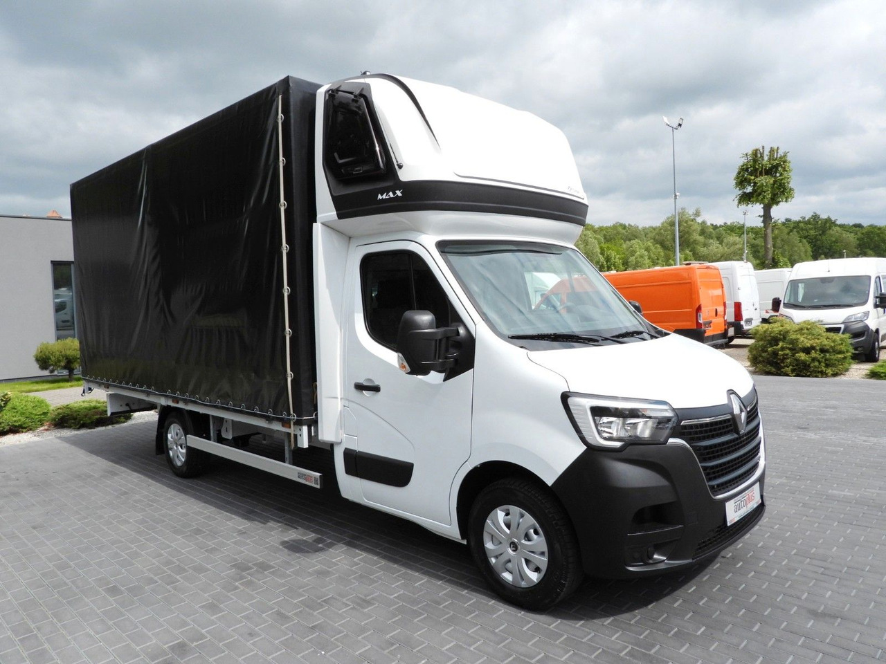 Renault MASTER PRITSCHE PLANE 10 PALETTEN TEMPOMAT - Carrinha de lona: foto 4 Renault MASTER PRITSCHE PLANE 10 PALETTEN TEMPOMAT - Carrinha de lona: foto 4
