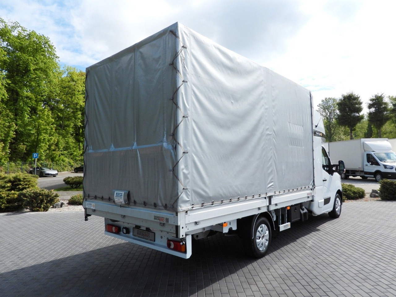 Renault MASTER PRITSCHE PLANE 8 PALETTEN TEMPOMAT A/C - Carrinha de lona, Carrinha cabine dupla: foto 3 Renault MASTER PRITSCHE PLANE 8 PALETTEN TEMPOMAT A/C - Carrinha de lona, Carrinha cabine dupla: foto 3
