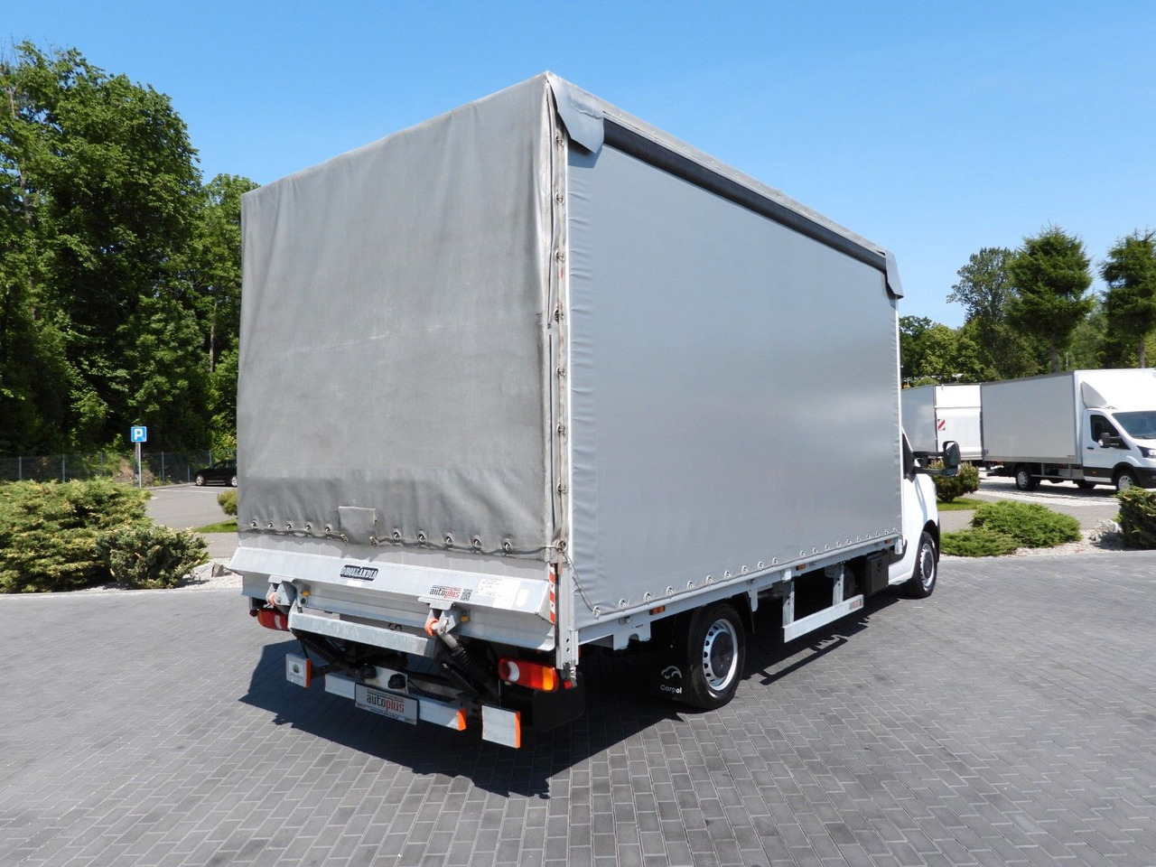 Renault MASTER PRITSCHE PLANE AUFZUG 10 PALETTEN WEBAST - Carrinha de lona: foto 3 Renault MASTER PRITSCHE PLANE AUFZUG 10 PALETTEN WEBAST - Carrinha de lona: foto 3