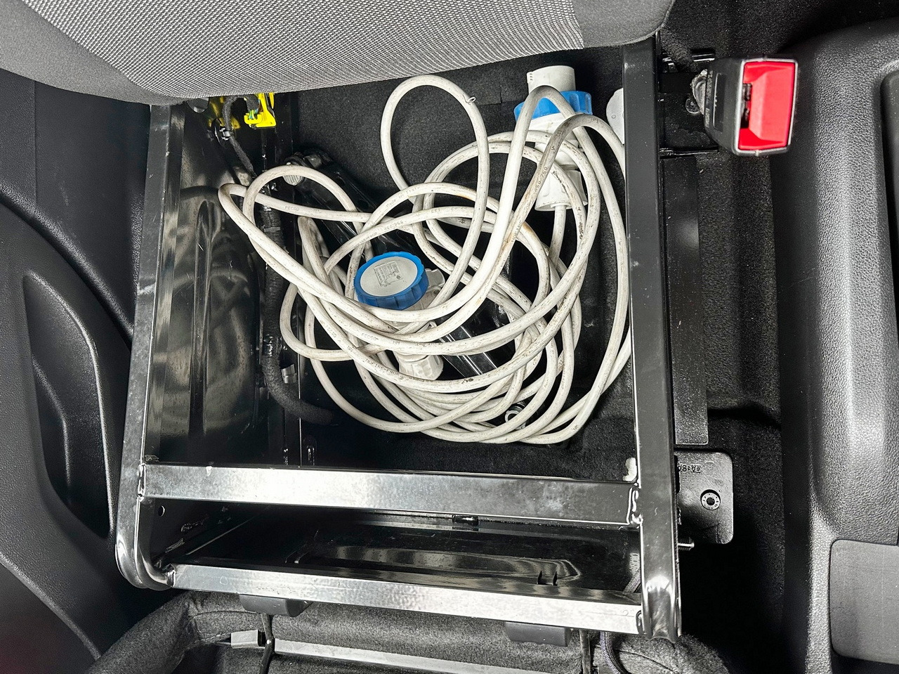 Carrinha frigorífica TOYOTA PROACE CITY  REFRIGERATOR VAN -15*C POWER SUPPLY 230V CRUISE CONTROL AIR CONDITIONING  100HP: foto 42