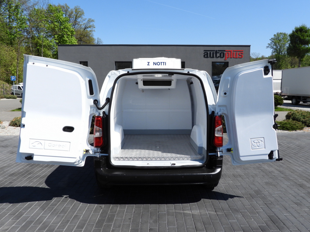 Carrinha frigorífica TOYOTA PROACE CITY  REFRIGERATOR VAN -15*C POWER SUPPLY 230V CRUISE CONTROL AIR CONDITIONING  100HP: foto 13