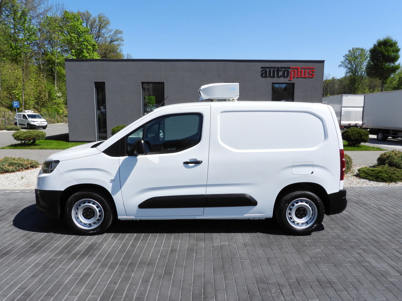 Carrinha frigorífica TOYOTA PROACE CITY  REFRIGERATOR VAN -15*C POWER SUPPLY 230V CRUISE CONTROL AIR CONDITIONING  100HP: foto 9