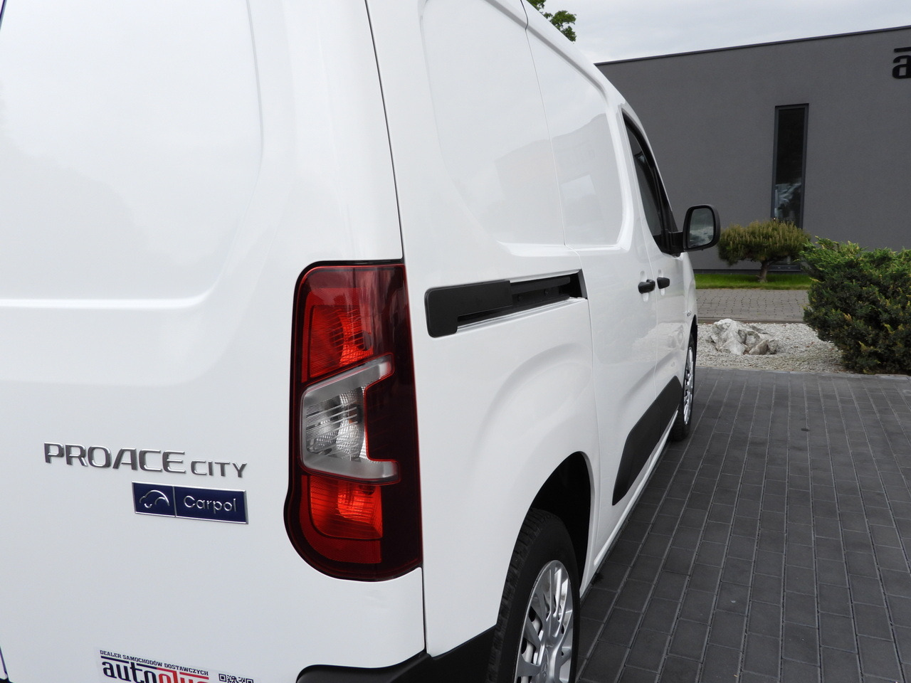 Carrinha frigorífica TOYOTA PROACE CITY  REFRIGERATOR VAN -15*C POWER SUPPLY 230V CRUISE CONTROL AIR CONDITIONING  100HP: foto 19