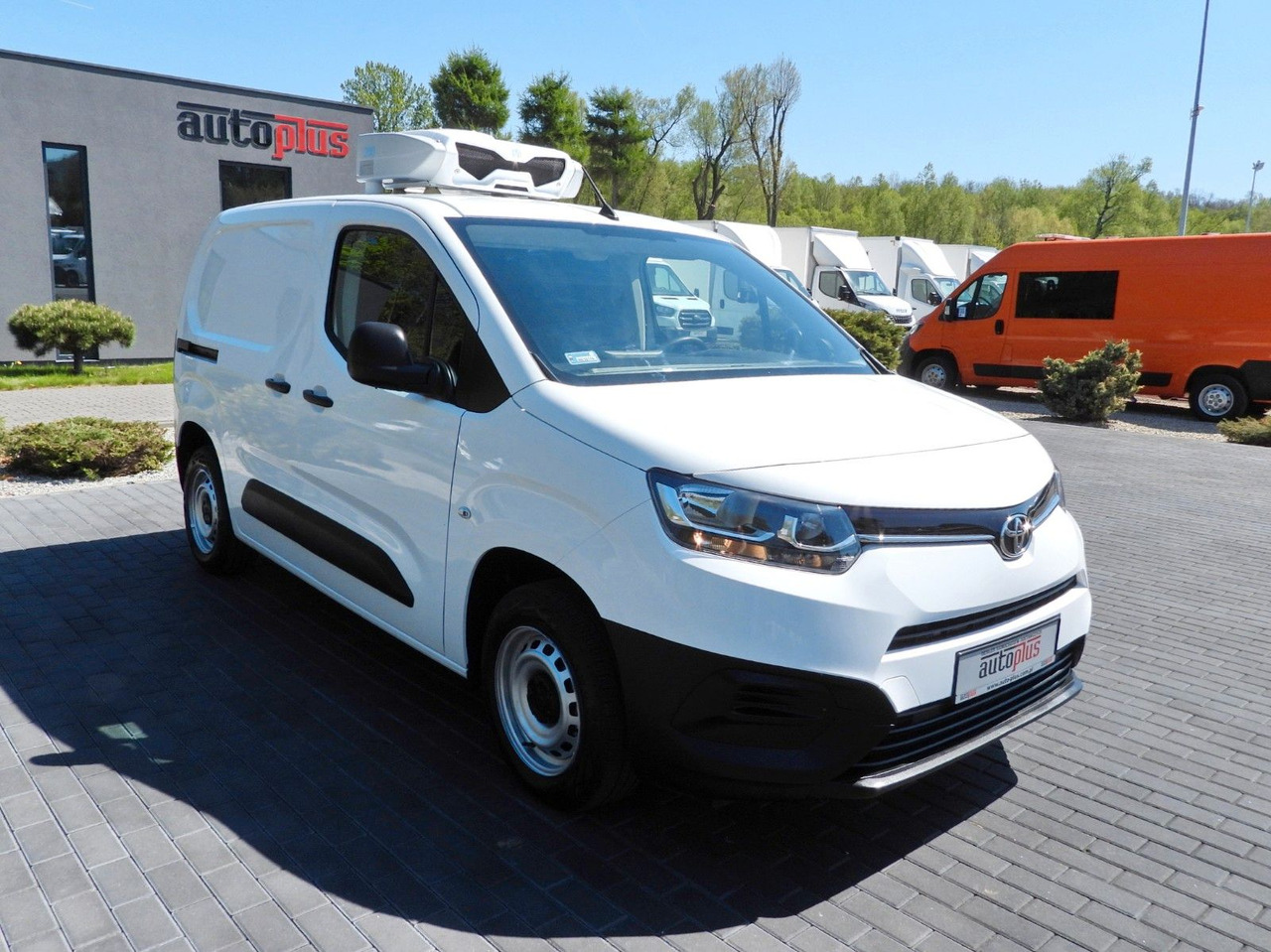 Toyota PROACE CITY KÜHLKASTENWAGEN -15*C TEMPOMAT - Carrinha frigorífica: foto 4 Toyota PROACE CITY KÜHLKASTENWAGEN -15*C TEMPOMAT - Carrinha frigorífica: foto 4