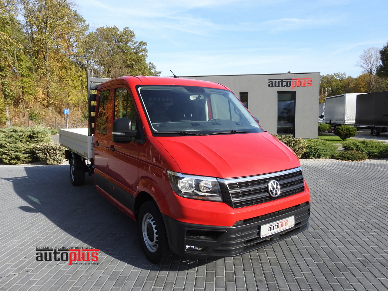 VOLKSWAGEN CRAFTER STAKE BODY DOUBLE CABIN DOKA 7 SEATS AIR CONDITIONING 140HP - Carrinha cabine dupla: foto 1 VOLKSWAGEN CRAFTER STAKE BODY DOUBLE CABIN DOKA 7 SEATS AIR CONDITIONING 140HP - Carrinha cabine dupla: foto 1