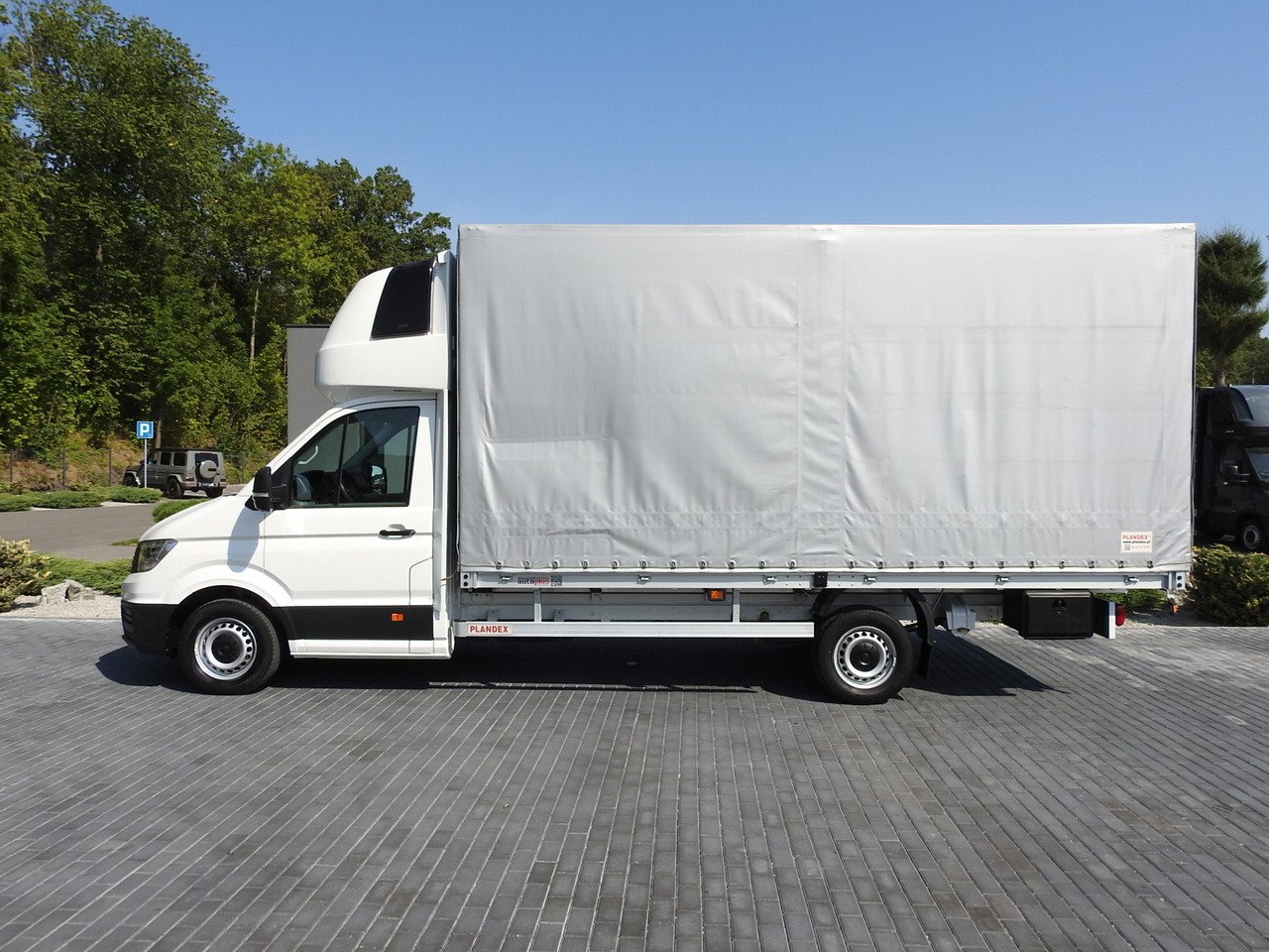 Carrinha de lona VOLKSWAGEN CRAFTER TARPAULIN 10 PALLETS WEBASTO CRUISE CONTROL AIR CONDITIONING LED LIGHTS 180HP: foto 9 Carrinha de lona VOLKSWAGEN CRAFTER TARPAULIN 10 PALLETS WEBASTO CRUISE CONTROL AIR CONDITIONING LED LIGHTS 180HP: foto 9