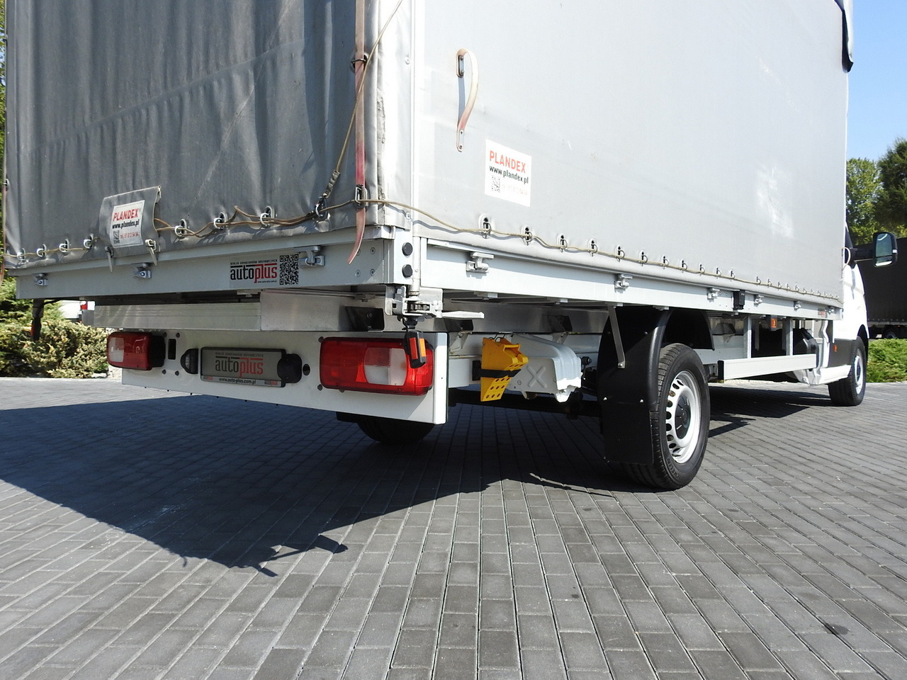 Carrinha de lona VOLKSWAGEN CRAFTER TARPAULIN 10 PALLETS WEBASTO CRUISE CONTROL AIR CONDITIONING LED LIGHTS 180HP: foto 24 Carrinha de lona VOLKSWAGEN CRAFTER TARPAULIN 10 PALLETS WEBASTO CRUISE CONTROL AIR CONDITIONING LED LIGHTS 180HP: foto 24