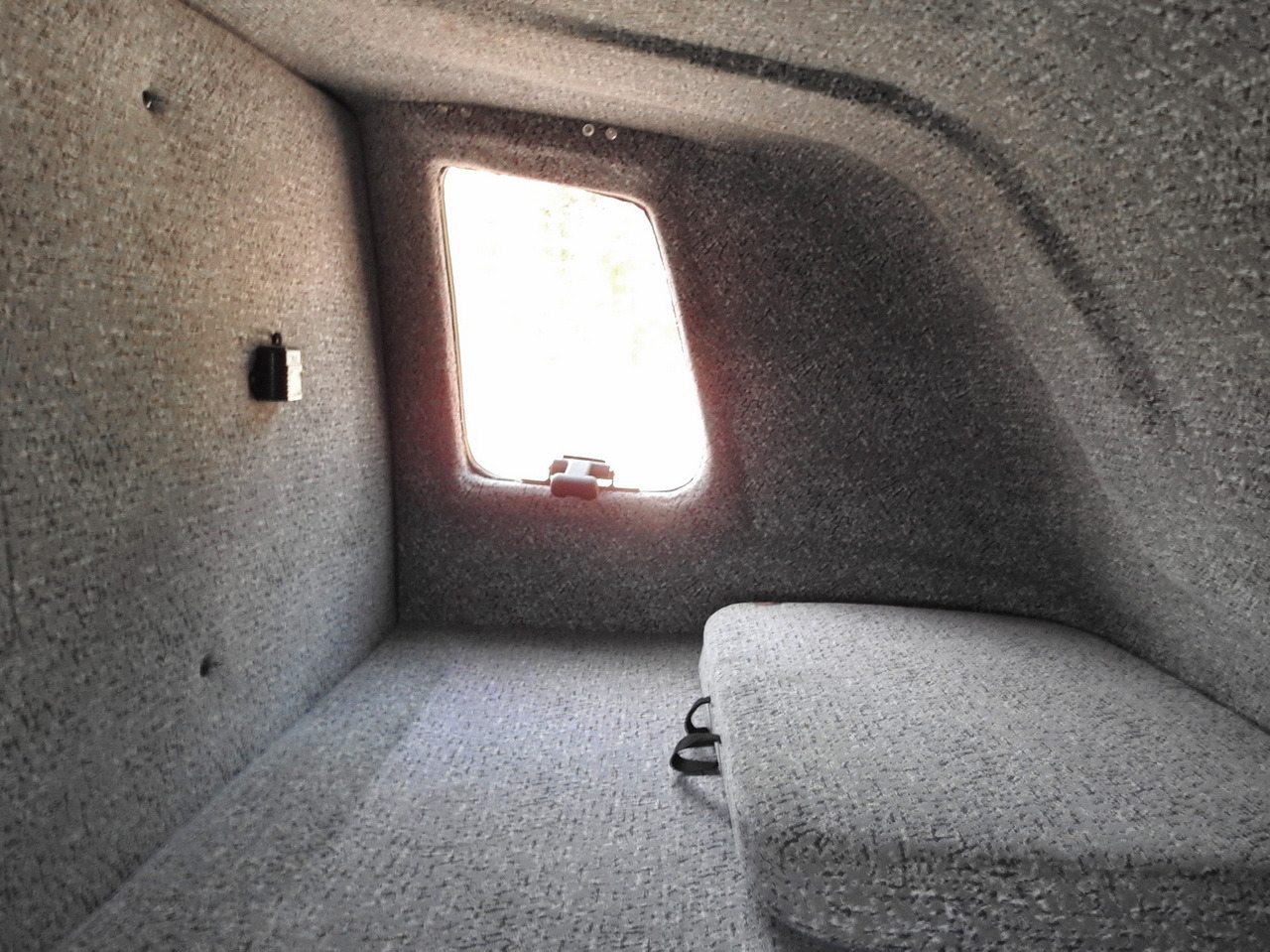 Carrinha de lona VOLKSWAGEN CRAFTER TARPAULIN 10 PALLETS WEBASTO CRUISE CONTROL AIR CONDITIONING LED LIGHTS 180HP: foto 40 Carrinha de lona VOLKSWAGEN CRAFTER TARPAULIN 10 PALLETS WEBASTO CRUISE CONTROL AIR CONDITIONING LED LIGHTS 180HP: foto 40