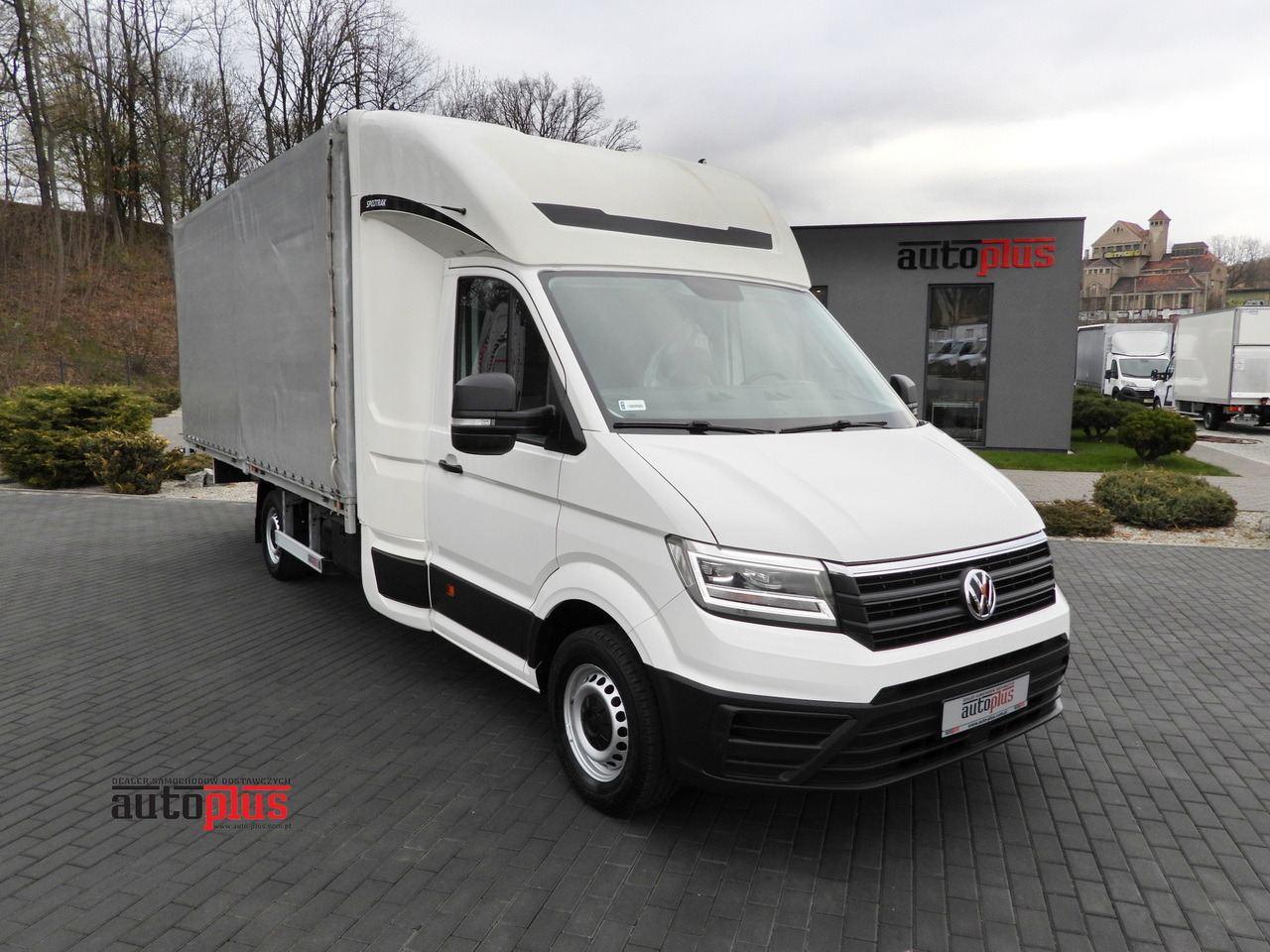 VOLKSWAGEN CRAFTER TARPAULIN 10 PALLETS WEBASTO CRUISE CONTROL LED LIGHTS 180HP - Carrinha de lona: foto 1 VOLKSWAGEN CRAFTER TARPAULIN 10 PALLETS WEBASTO CRUISE CONTROL LED LIGHTS 180HP - Carrinha de lona: foto 1