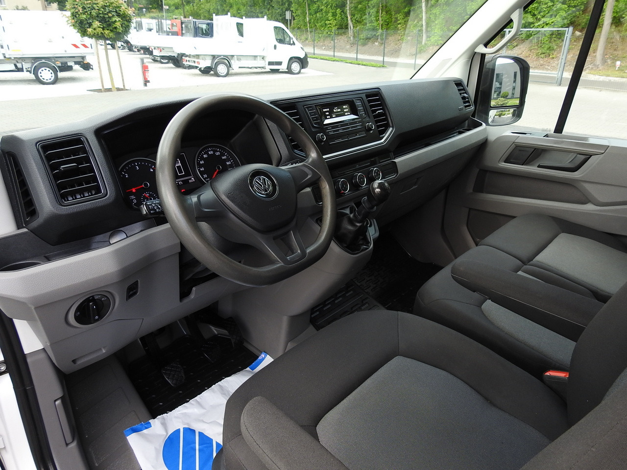VOLKSWAGEN CRAFTER TIPPER CRUISE CONTROL 100HP - Carrinha basculante: foto 2 VOLKSWAGEN CRAFTER TIPPER CRUISE CONTROL 100HP - Carrinha basculante: foto 2
