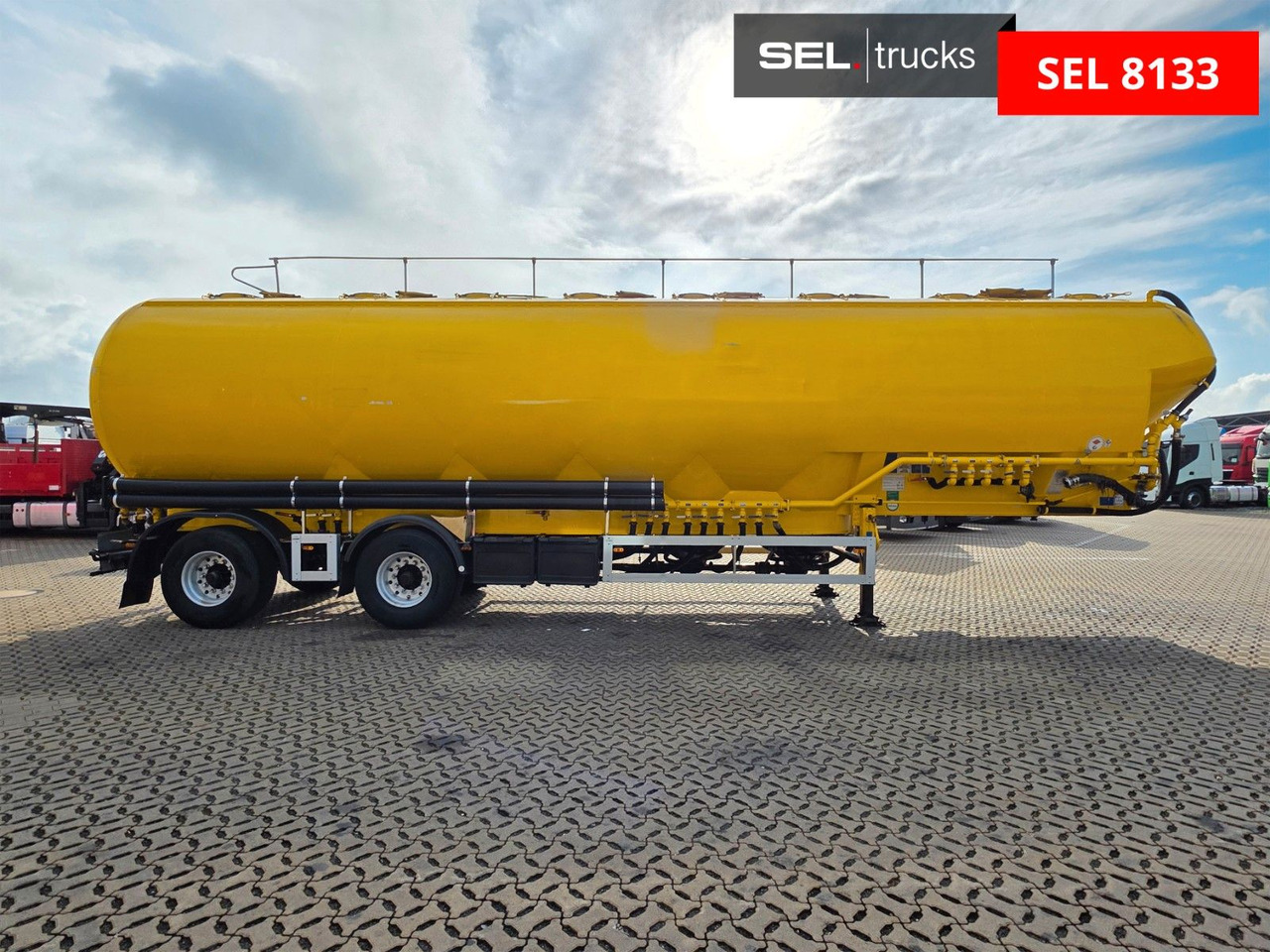 Feldbinder EUT 58.2 / 58 m3 - Semi-reboque silo: foto 4 Feldbinder EUT 58.2 / 58 m3 - Semi-reboque silo: foto 4