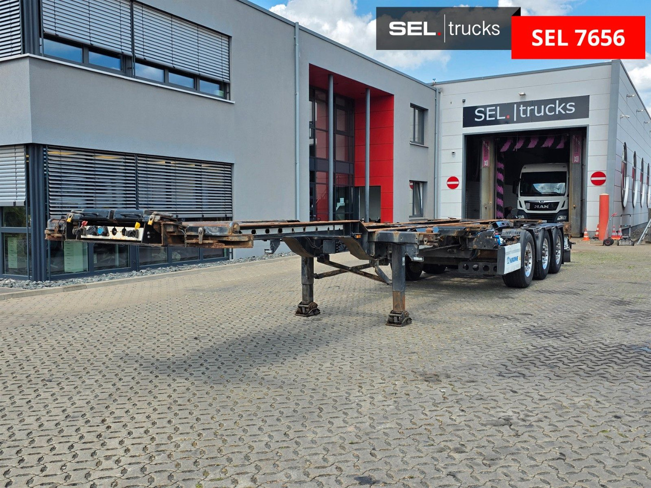 Krone SD / Teleskop / Alu-Felgen / Liftachse - Semi-reboque transportador de contêineres/ Caixa móvel: foto 1 Krone SD / Teleskop / Alu-Felgen / Liftachse - Semi-reboque transportador de contêineres/ Caixa móvel: foto 1