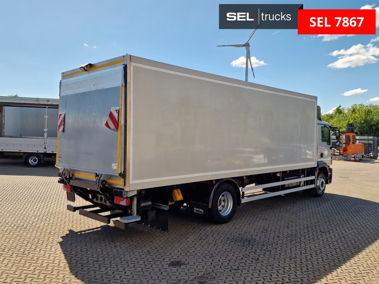 MAN TGM 18.290 4X2 LL / Ldbw / Carrier Supra 1250Mt - Camião frigorífico: foto 5 MAN TGM 18.290 4X2 LL / Ldbw / Carrier Supra 1250Mt - Camião frigorífico: foto 5