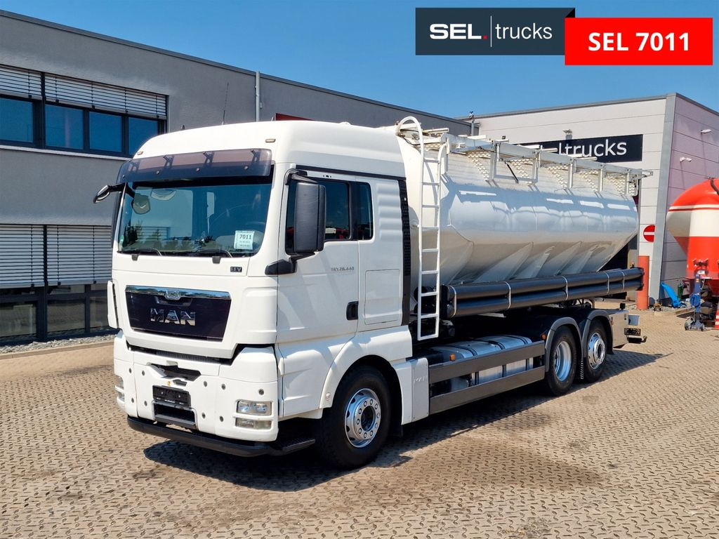 MAN TGX 26.440 6x2-2 LL/SILO/30.000 l/Lenkachse - Camião cisterna: foto 1 MAN TGX 26.440 6x2-2 LL/SILO/30.000 l/Lenkachse - Camião cisterna: foto 1