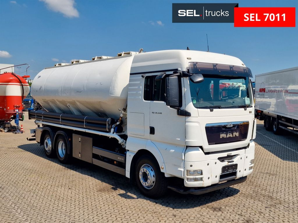MAN TGX 26.440 6x2-2 LL/SILO/30.000 l/Lenkachse - Camião cisterna: foto 3 MAN TGX 26.440 6x2-2 LL/SILO/30.000 l/Lenkachse - Camião cisterna: foto 3