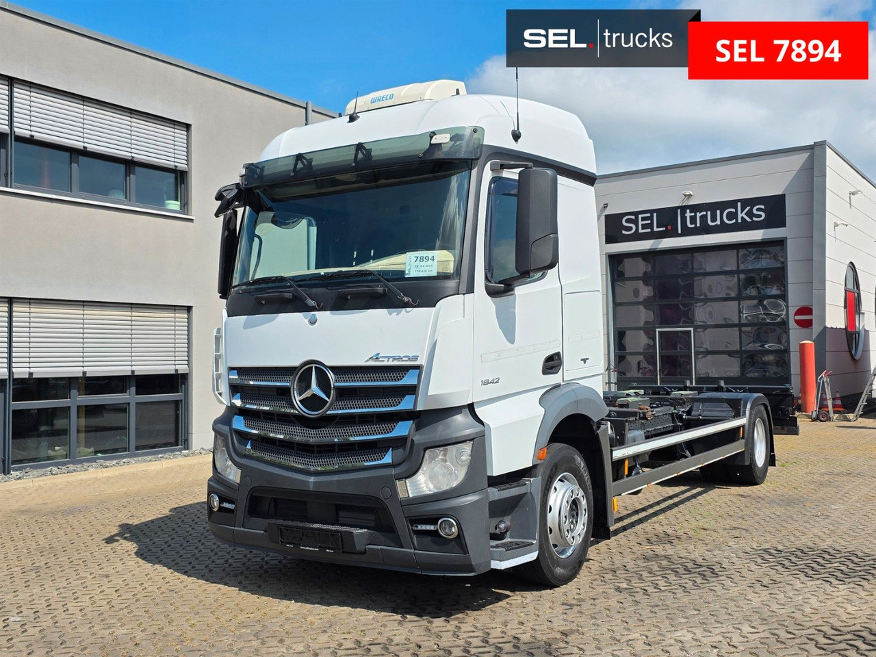 Mercedes-Benz Actros 1842 / Standklimaanlage - Camião transportador de contêineres/ Caixa móvel: foto 1 Mercedes-Benz Actros 1842 / Standklimaanlage - Camião transportador de contêineres/ Caixa móvel: foto 1