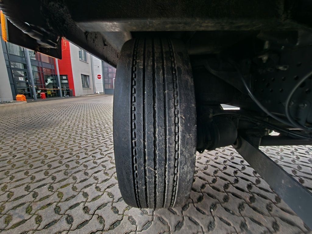 Camião de lona Mercedes-Benz Actros 2548 / Retarder Mercedes-Benz Actros 2548 / Retarder: foto 26