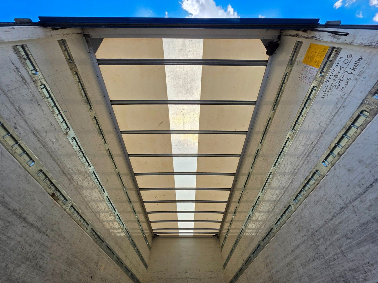 Camião furgão Mercedes-Benz Atego 1218 / Ladebordwand: foto 11 Camião furgão Mercedes-Benz Atego 1218 / Ladebordwand: foto 11