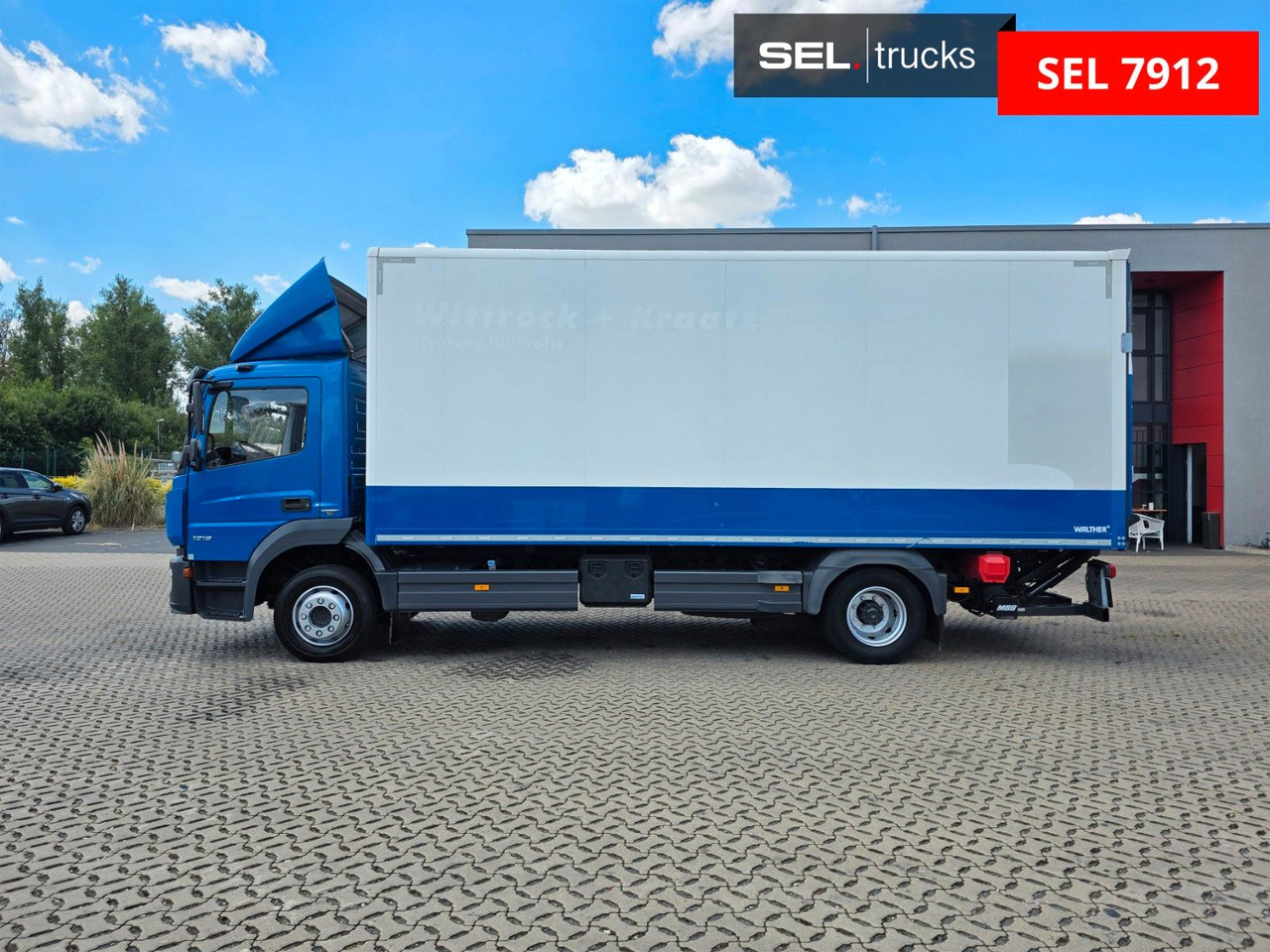 Camião furgão Mercedes-Benz Atego 1218 / Ladebordwand: foto 8 Camião furgão Mercedes-Benz Atego 1218 / Ladebordwand: foto 8