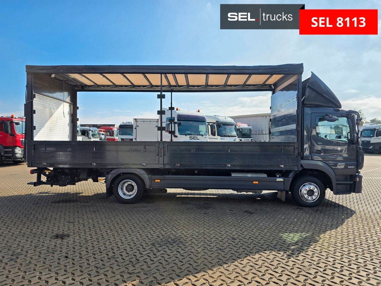 Mercedes-Benz Atego 1221 / Ladebordwand / Rückfahrkamera - Camião de lona: foto 4 Mercedes-Benz Atego 1221 / Ladebordwand / Rückfahrkamera - Camião de lona: foto 4