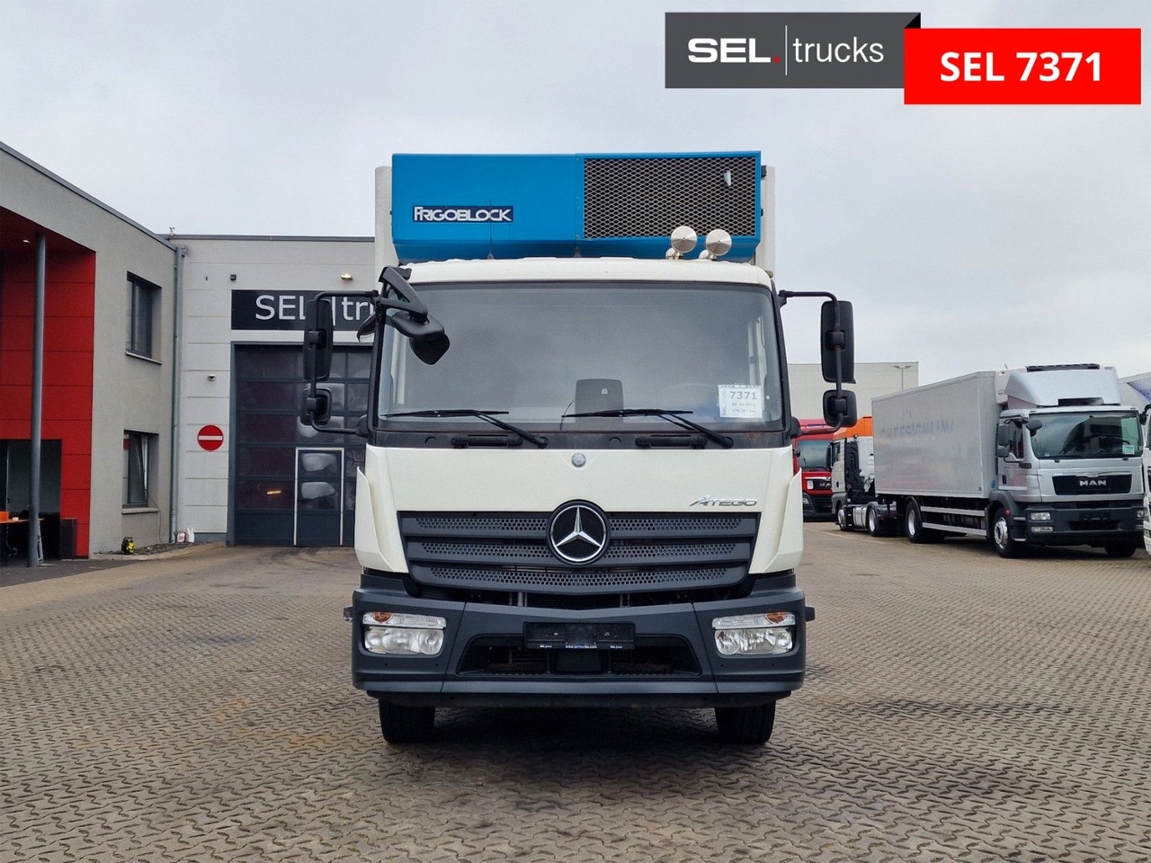 Mercedes-Benz Atego 1530 / Ladebordwand / Frigoblock FK25L - Camião frigorífico: foto 2 Mercedes-Benz Atego 1530 / Ladebordwand / Frigoblock FK25L - Camião frigorífico: foto 2