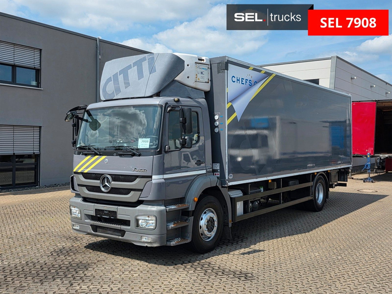 Mercedes-Benz Axor 1824L / Ladebordwand / Carrier Supra 950Mt - Camião frigorífico: foto 1 Mercedes-Benz Axor 1824L / Ladebordwand / Carrier Supra 950Mt - Camião frigorífico: foto 1