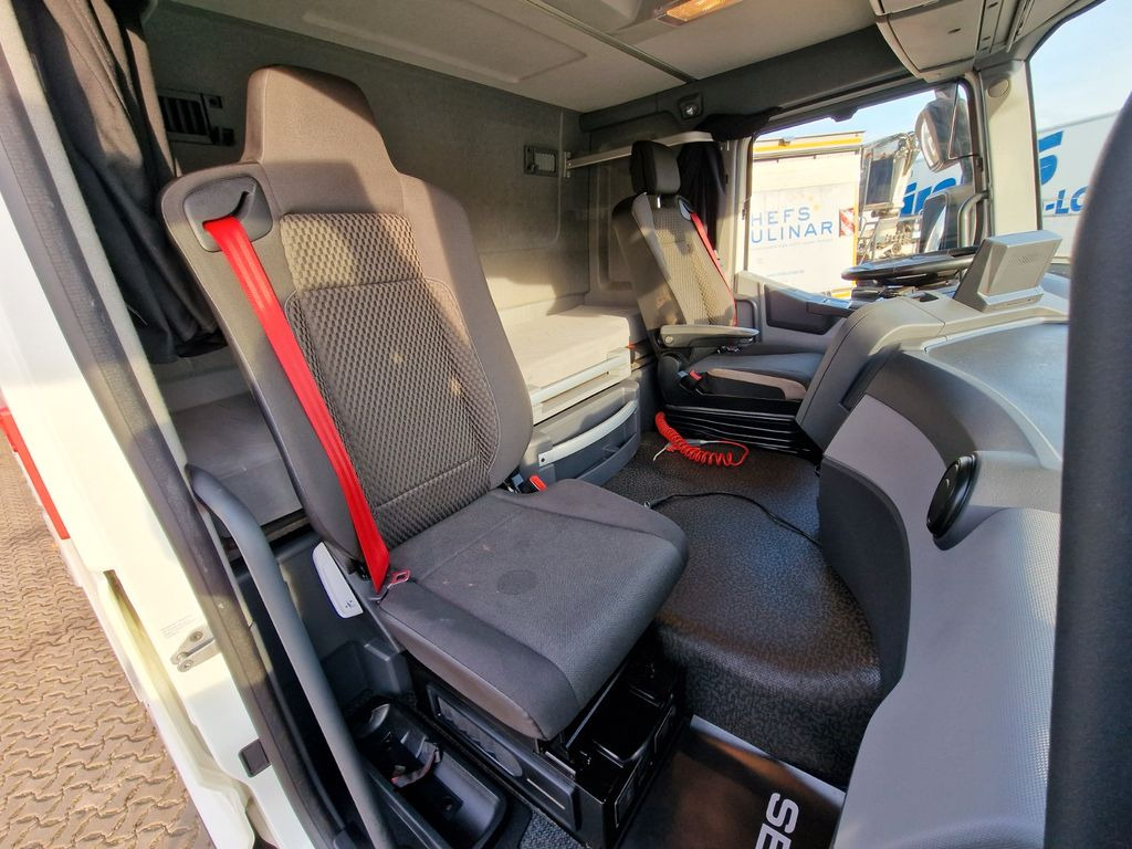 Camião de transporte de madeira, Camião grua Renault T 520 / Alu-Felgen / Euro 6D / Liftachse: foto 20