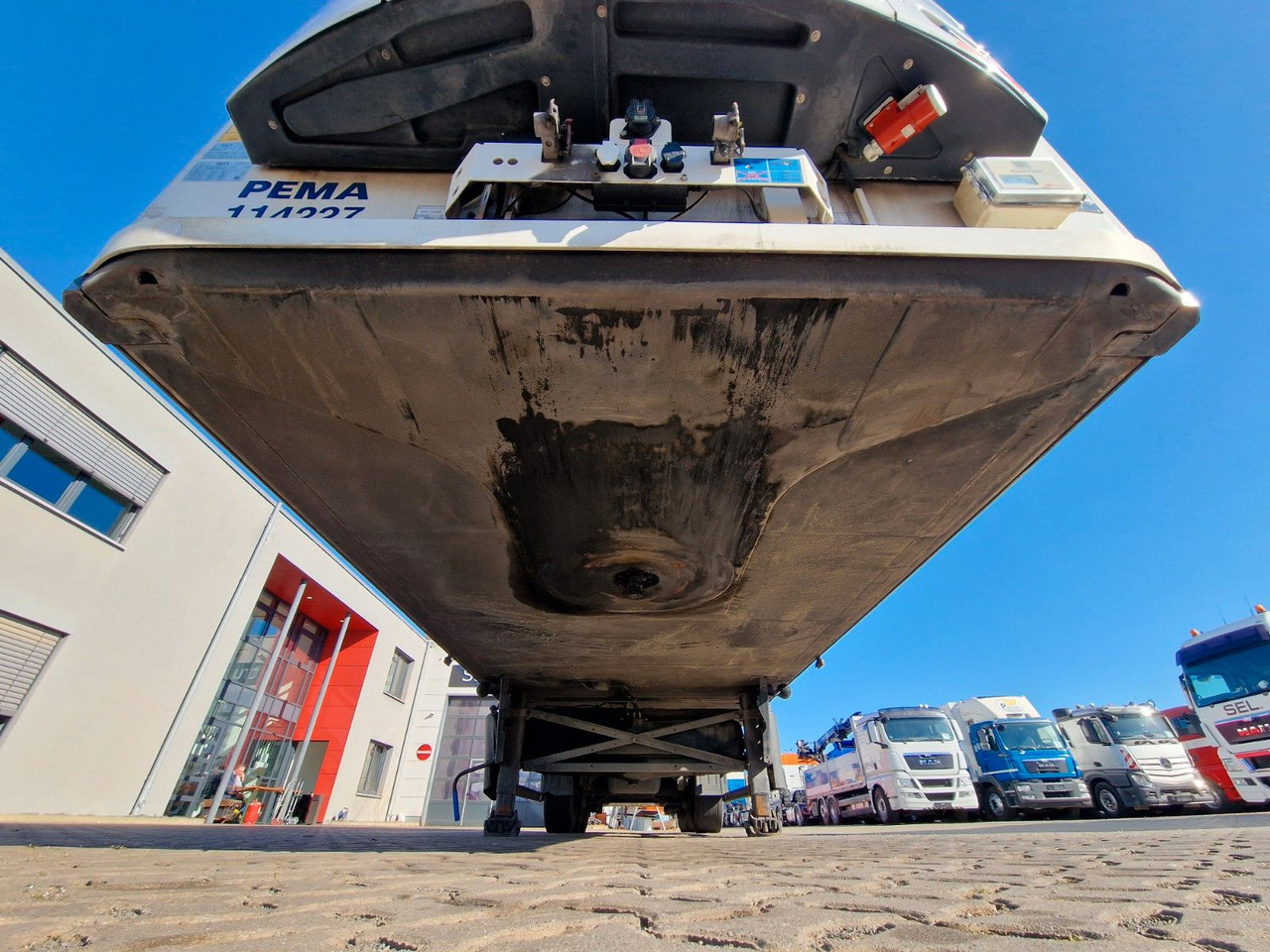 Semi-reboque frigorífico Schmitz Cargobull SKO 24/L - 13.4 FP 45 COOL / Rolltor: foto 16 Semi-reboque frigorífico Schmitz Cargobull SKO 24/L - 13.4 FP 45 COOL / Rolltor: foto 16