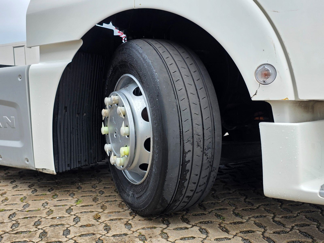 Tractor MAN TGX 18.400 4x2 LLS-U / ZF Intarder / Hubkupplung: foto 27