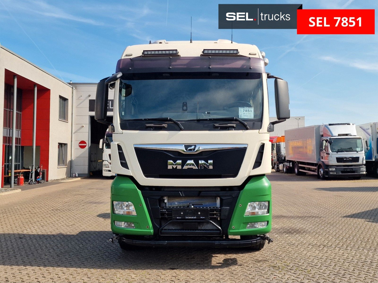 MAN TGX 18.460 4X2 BLS / Retarder / PTO / Standklima - Tractor: foto 2 MAN TGX 18.460 4X2 BLS / Retarder / PTO / Standklima - Tractor: foto 2
