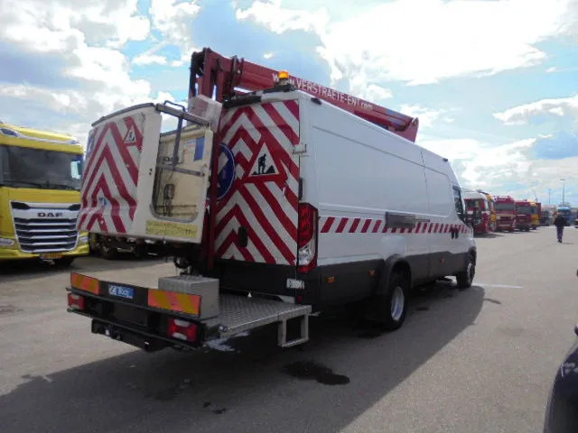 Iveco Daily 70 70C17 - Camião, Camião grua: foto 5 Iveco Daily 70 70C17 - Camião, Camião grua: foto 5