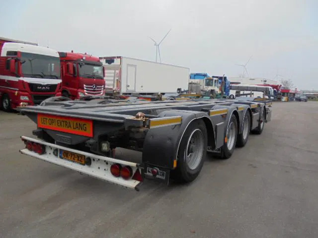 D-Tec CT-53-04D - Semi-reboque transportador de contêineres/ Caixa móvel: foto 3 D-Tec CT-53-04D - Semi-reboque transportador de contêineres/ Caixa móvel: foto 3