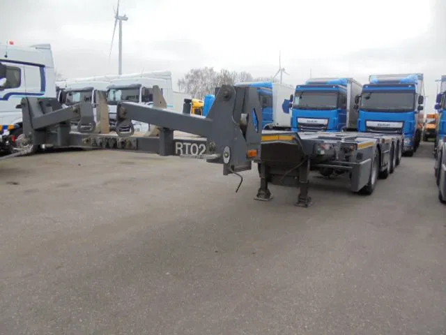 D-Tec CT-53-04D - Semi-reboque transportador de contêineres/ Caixa móvel: foto 1 D-Tec CT-53-04D - Semi-reboque transportador de contêineres/ Caixa móvel: foto 1