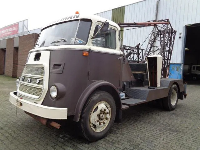 DAF 1300 BB NL KENTEKEN - Camião grua: foto 1 DAF 1300 BB NL KENTEKEN - Camião grua: foto 1
