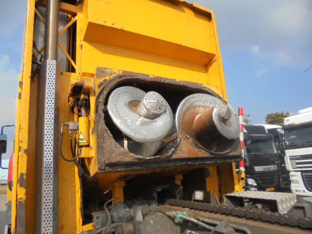DAF 75.240 75 240 6X2 - Caminhão de lixo: foto 5 DAF 75.240 75 240 6X2 - Caminhão de lixo: foto 5